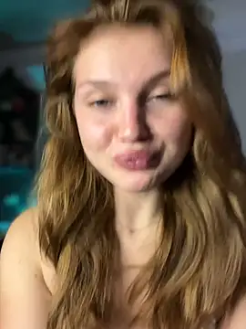 Emaline_Fane Obrolan Langsung XXX