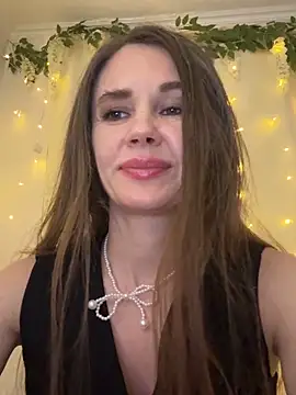 LucieMack: онлайн-секс-чат