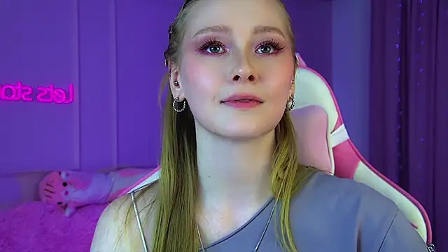 โชว์เว็บแคมของ AgataFoxley