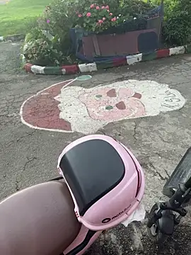 _Mia-Safety_InspectorのライブXXXチャット