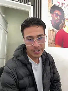 TavoHot_ 现场XXX聊天