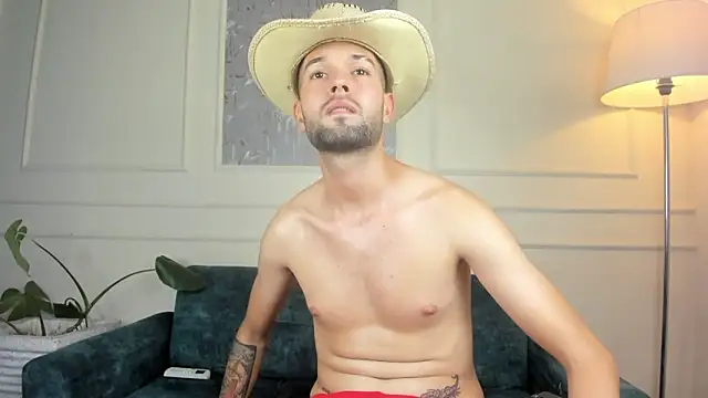 Ian_Valenti Webcam show