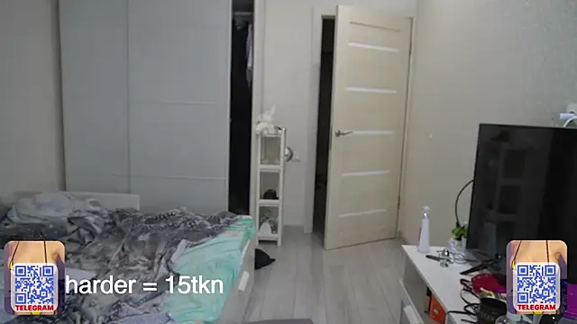 cream_fucks: διαδικτυακό σόου στην κάμερα