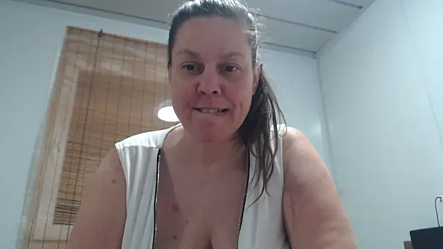 fulloferotic – Naživo XXX chat