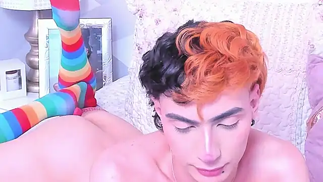 KylieMonnett webcam show