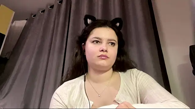 LonnaVandal Show Webcam