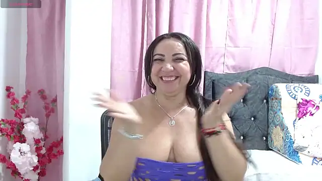 Rebecca_Milf: απευθείας συνομιλία ΧΧΧ