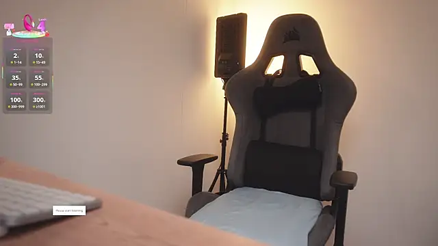 XXX chat uživo modela little-eli