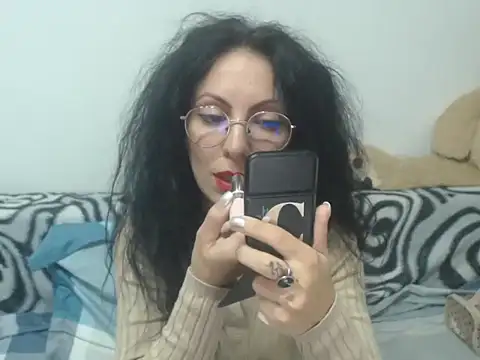 Emmatoo Adlı Modelin Canlı XXX Sohbeti