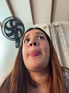 Soyamelia_99 Chat XXX in diretta