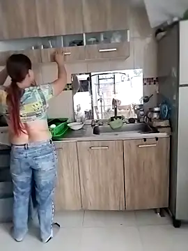 LaraCaliente live XXX chat