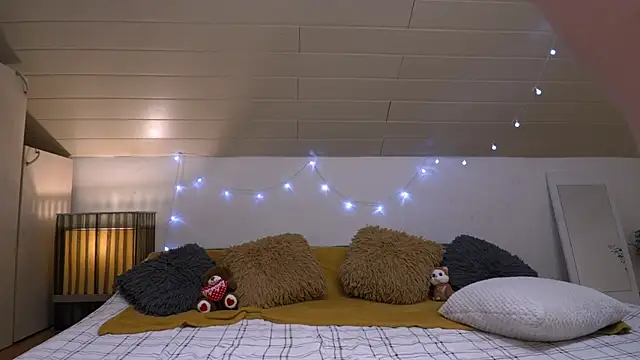 XXX chat uživo modela BUSTYTUBE