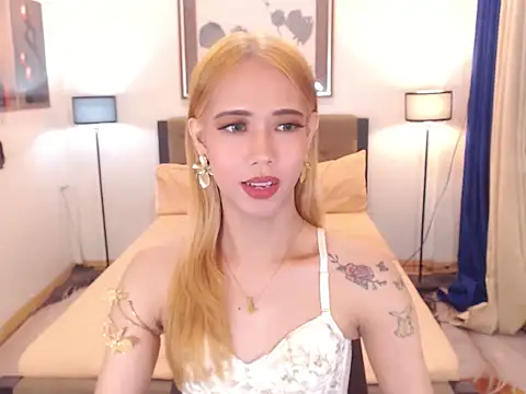 PreciousAmore Pertunjukan Webcam