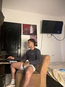 Kenny_romano Show in webcam