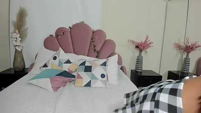 CatalinaED: απευθείας συνομιλία ΧΧΧ