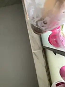 Pertunjukan Kamera Web tonyhjb