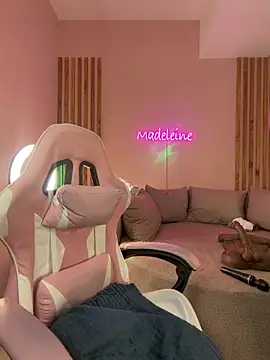 Chatroom XXX en direct de MadeleineSanez