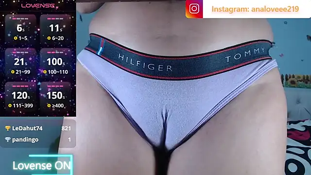 ana_studio Chat XXX in diretta