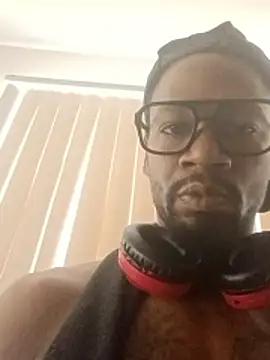 Show de HilariousBrain9 na webcam