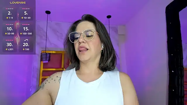 Luciifeer_のライブXXXチャット