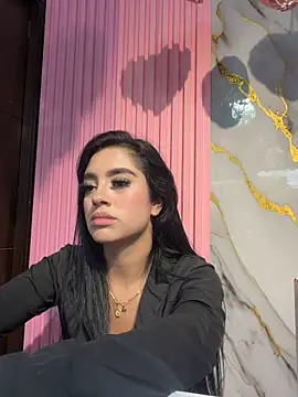 Victoria_adaams 现场XXX聊天