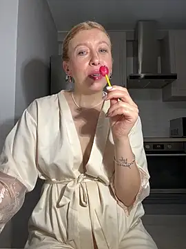 Kittie_Valentine's Live XXX Chat