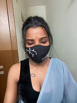 its_ur_flora's Webcam Show