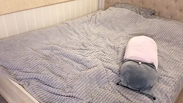 MilaVey live XXX chat