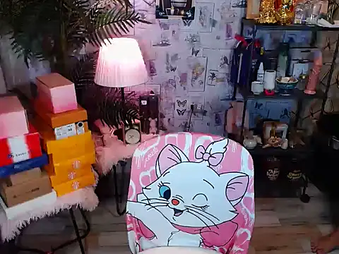 AsianTrixxx Pertunjukan Webcam