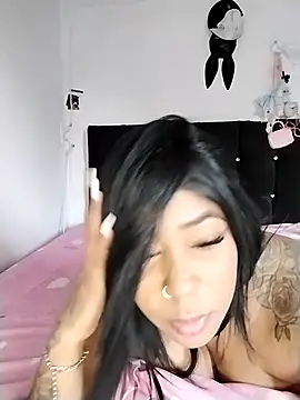 Show webcam de emma_purple_