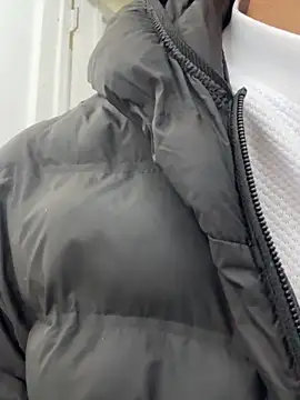 Chatroom XXX en direct de TavoHot_