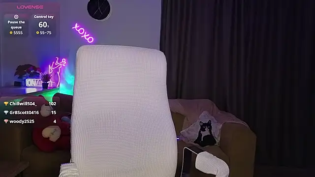 XXX chat uživo modela adrelaxina