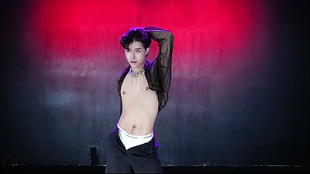 Queen-Vibeのウェブカメラショー