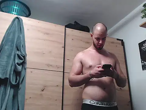 yourfavoritetallboy: διαδικτυακό σόου στην κάμερα