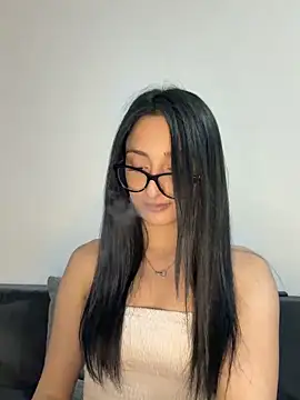 BiancaCharm webcam show