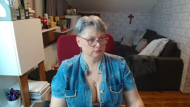 bigtits4you Adlı Modelin Web Kamerası Şovu