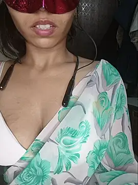 Savita2310 লাইভ XXX চ্যাট