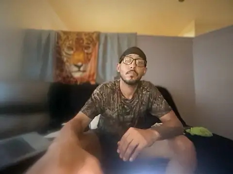 ThrowedWorldWide Show Webcam