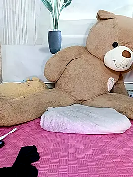 PurpleRose-89's Live XXX Chat