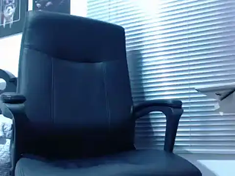 Kratoswolf Chat XXX live