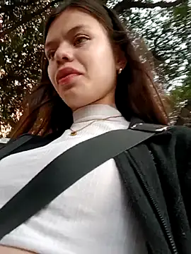 _Isabella-7 Chat XXX live