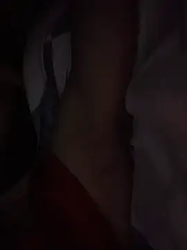 Elegant_Guy Show Webcam