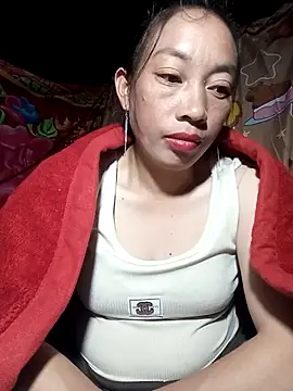 Susuu5790 élő XXX-chatje