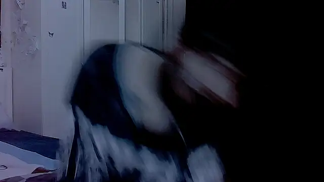 Chatroom XXX en direct de AllisonDeetz