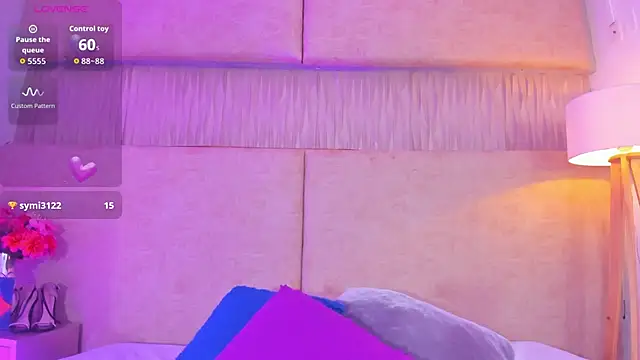 Pokazy przed kamerką – _kyraa_