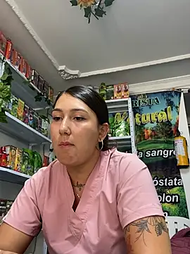 Soffia_Muzz 现场XXX聊天