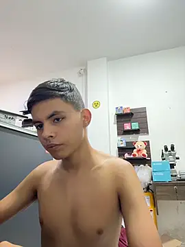 two_cam_latin ওয়েবক্যাম শো