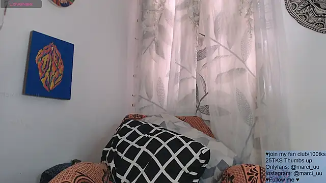 Marci_owo élő XXX-chatje