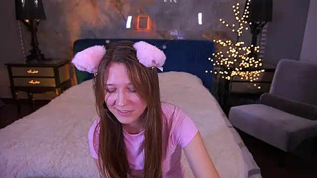 DreamyLinaa Adlı Modelin Canlı XXX Sohbeti