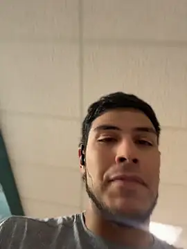 Chat +18 de StrokingDaddy4 ao vivo